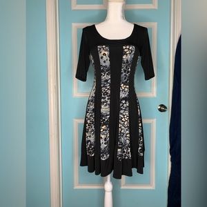 Connected Petite Black w/Grey Leopard Print Mid Sleeve Dress Size-8P
